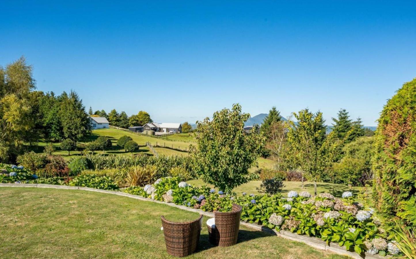 Mountviews Lodge Lac Lac Taupo Extérieur photo
