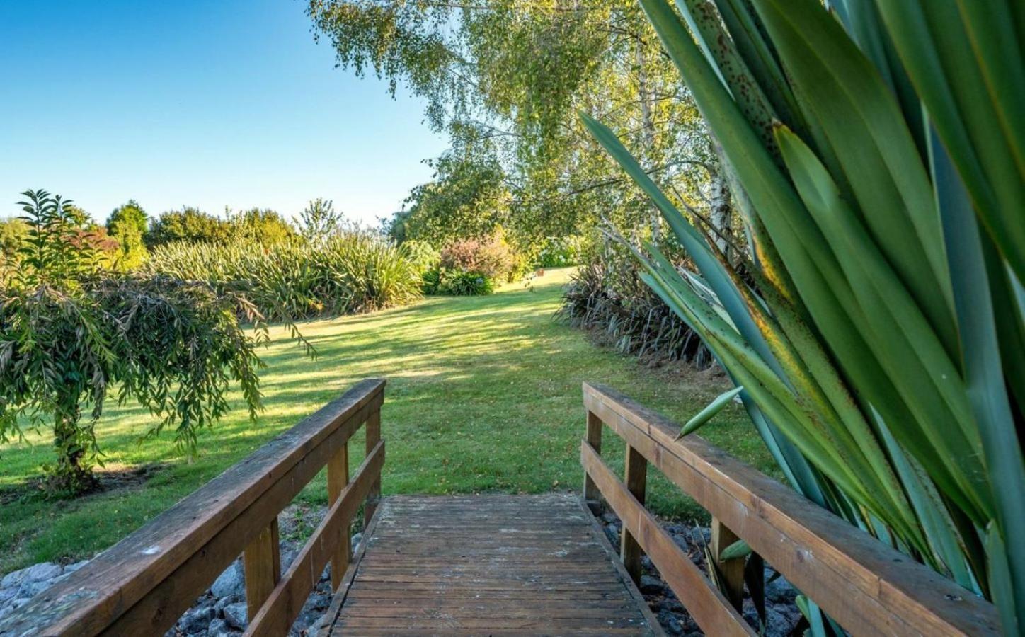 Mountviews Lodge Lac Lac Taupo Extérieur photo